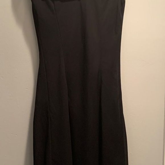 Danny & Nicole Women’s Black Ruched Wrap Style Dress Size 6 Elegant Midi - Picture 2 of 3